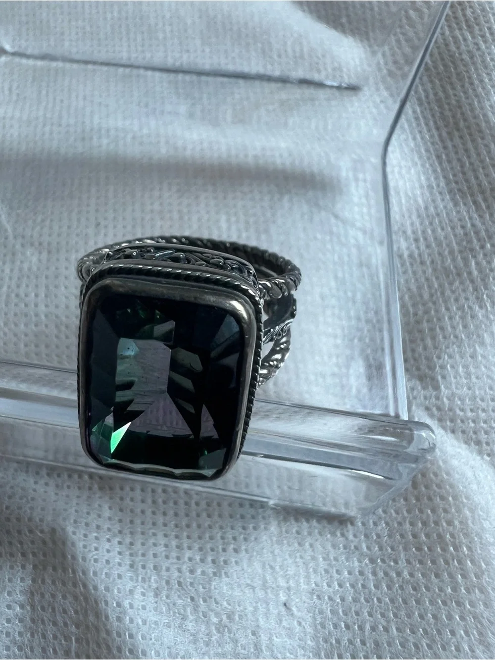 925 Sterling Silver Vintage Large Green Gem